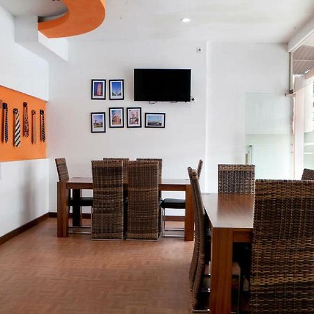 Reddoorz Syariah Near Btc Fashion Mall Bandung Eksteriør bilde