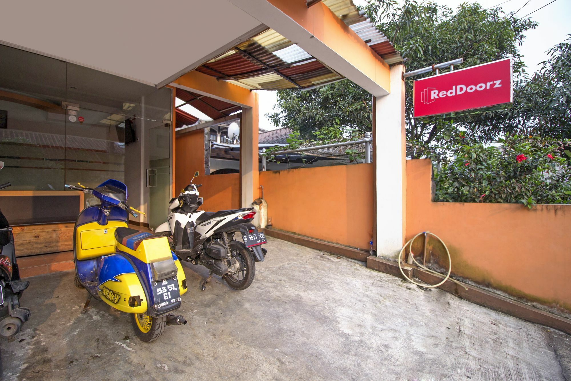 Reddoorz Syariah Near Btc Fashion Mall Bandung Eksteriør bilde